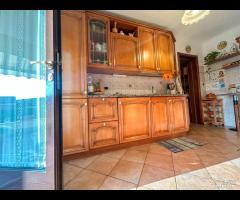 Villa a schiera - con giardino - 14