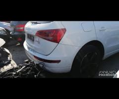 Ricambi Audi Q 5 2.0 D del 2009 - 6