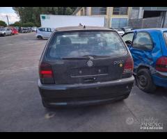 Volkswagen Polo 1998 Demolita - Per Ricambi