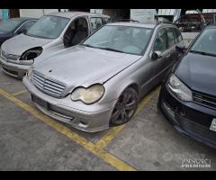 Mercedes Classe C 270 CDI Demolita - Per Ricambi
