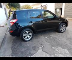 TOYOTA RAV4 177 cv Crossover - 2009