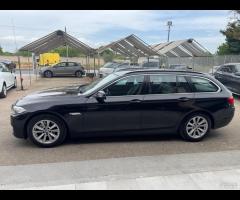Bmw 520 518d Touring Navi pelle Sensori ant e post - 11