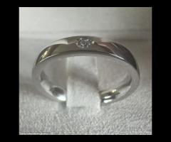 FEDE MATRIMONIALE IN ORO BIANCO 18kt. E DIAMANTE
