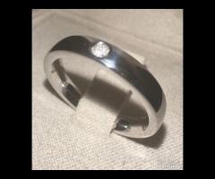 FEDE MATRIMONIALE IN ORO BIANCO 18kt. E DIAMANTE