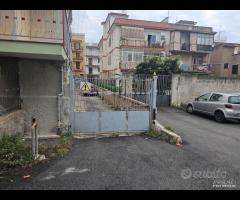 CAPACI - 4 vani con posto auto rif.69/25 - 26