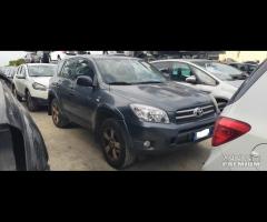 Ricambi Toyota Rav 4 2.2 D del 2006