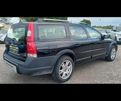 Volvo V70 2.4 D5 AWD cross country