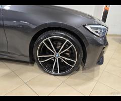Bmw 320 320d 48V Touring Msport - 25
