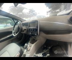 Ricambi renault zoe