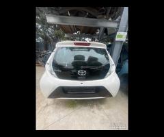 Portellone porte ricambi TOTOTA AYGO b40 2018