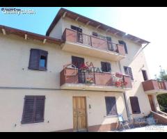 Soluzione immobiliare TRE appartamenti e annessi