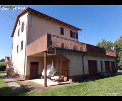 Soluzione immobiliare TRE appartamenti e annessi - 6