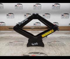 CRIC SOLLEVATORE RUOTA CITROEN C3 II/ PEUGEOT 207