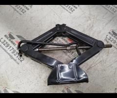CRIC SOLLEVATORE RUOTA CITROEN C3 II/ PEUGEOT 207 - 15