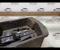 KIT EMERGENZA ATTREZZI SOLLEVATORE RUOTA JAGUAR S- - 15