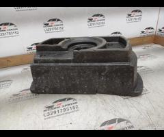 KIT EMERGENZA ATTREZZI SOLLEVATORE RUOTA JAGUAR S- - 23