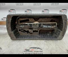 KIT EMERGENZA ATTREZZI SOLLEVATORE RUOTA JAGUAR S- - 6