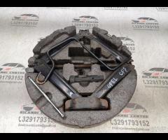 KIT EMERGENZA ATTREZZI SOLLEVATORE RUOTA OPEL ASTR - 4