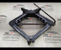 CRIC SOLLEVATORE RUOTA FORD FOCUS 2014 BCP917080AB - 8