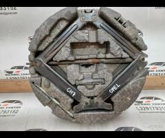 KIT EMERGENZA ATTREZZI SOLLEVATORE RUOTA OPEL ASTR