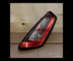 STOP FANALINO POSTERIORE FIAT PUNTO EVO LED DX