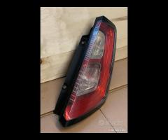 STOP FANALINO POSTERIORE FIAT PUNTO EVO LED DX