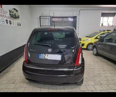 Lancia MUSA 1.4 Oro Ecochic GPL 2010 unico prop - 15