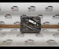 KIT EMERGENZA ATTREZZI SOLLEVATORE RUOTA MINI R50