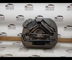 KIT EMERGENZA ATTREZZI SOLLEVATORE RUOTA JAGUAR XF