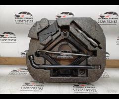 KIT EMERGENZA ATTREZZI SOLLEVATORE RUOTA JAGUAR XF