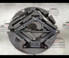 KIT EMERGENZA ATTREZZI SOLLEVATORE RUOTA OPEL INSI - 8