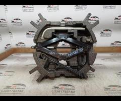 KIT EMERGENZA ATTREZZI SOLLEVATORE RUOTA VW PASSAT