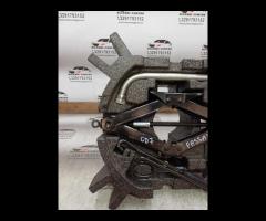 KIT EMERGENZA ATTREZZI SOLLEVATORE RUOTA VW PASSAT - 7