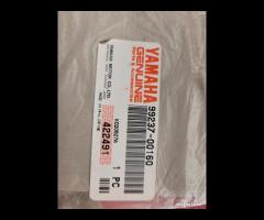 ADESIVO EMBLEMA SERBATOIO YAMAHA