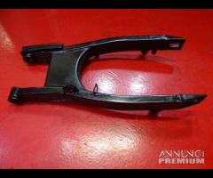 FORCELLONE POSTERIORE SUZUKI MARAUDER 800 - 9