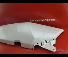 CARENA FIANCHETTO DX SOTTO SELLA YAMAHA TMAX T MAX