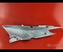 CARENA FIANCHETTO DX SOTTO SELLA YAMAHA TMAX T MAX - 8