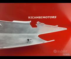 CARENA FIANCHETTO DX SOTTO SELLA YAMAHA TMAX T MAX - 14