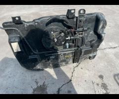 Serbatoio AdBlue Per Maserati Levante Diesel