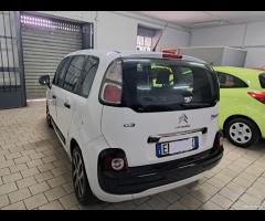 Citroen C3 Picasso 1.4 VTi 95 GPL 2012 unico prop - 9