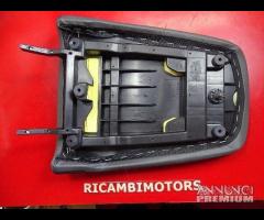SELLA POSTERIORE TRIUMPH TIGER XRX 800