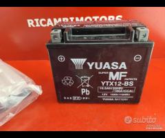 BATTERIA TRIUMPH BONNEVILLE T100 T120