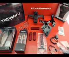 KIT TAMPONI PORTATARGA TRIUMPH STREET TRIPLE