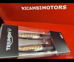 KIT TAMPONI PORTATARGA TRIUMPH STREET TRIPLE - 11
