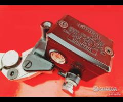 POMPA FRENO ANT TRIUMPH STREET TRIPLE 675