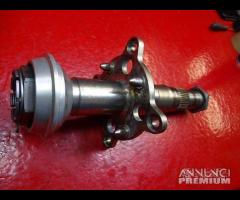 PERNO RUOTA POSTERIORE TRIUMPH TIGER 1050