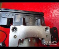 MODULATORE ABS TRIUMPH TIGER 1050 - 7