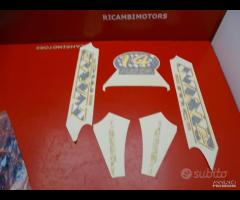 SERIE DECALCO ADESIVI DECALCOMANIE APRILIA 2 - 17