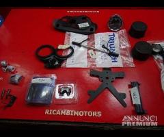 VARIE TRIUMPH LEGGI