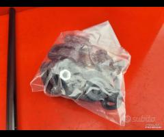SUPPORTO PARABREZZA YAMAHA MBK BOOSTER